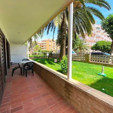 Flandria Apartment *