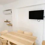 Flandria Apartment *