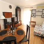 Flandria Apartment